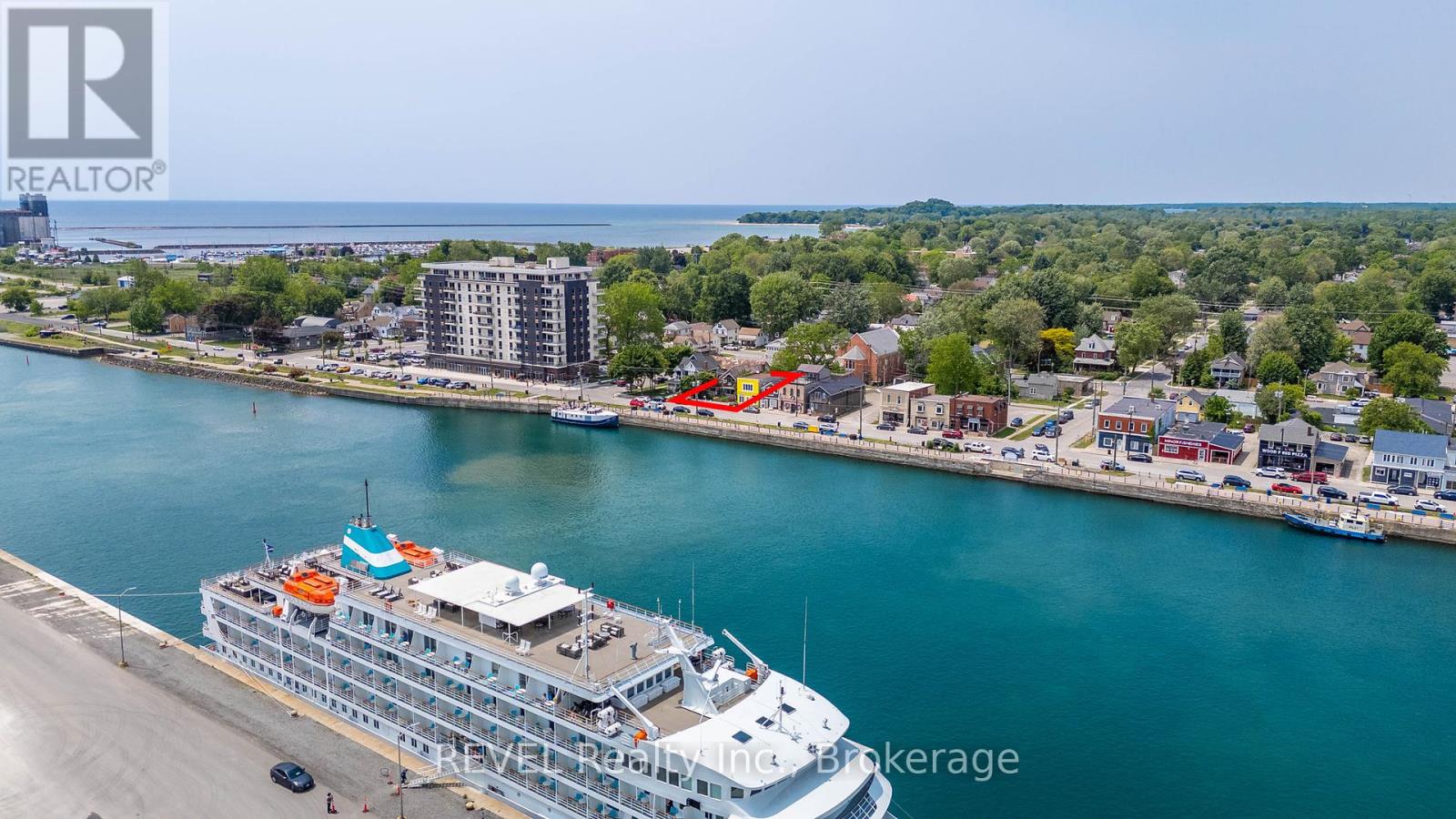 140 West Street W, Port Colborne, Ontario  L3K 4E1 - Photo 49 - X12459349