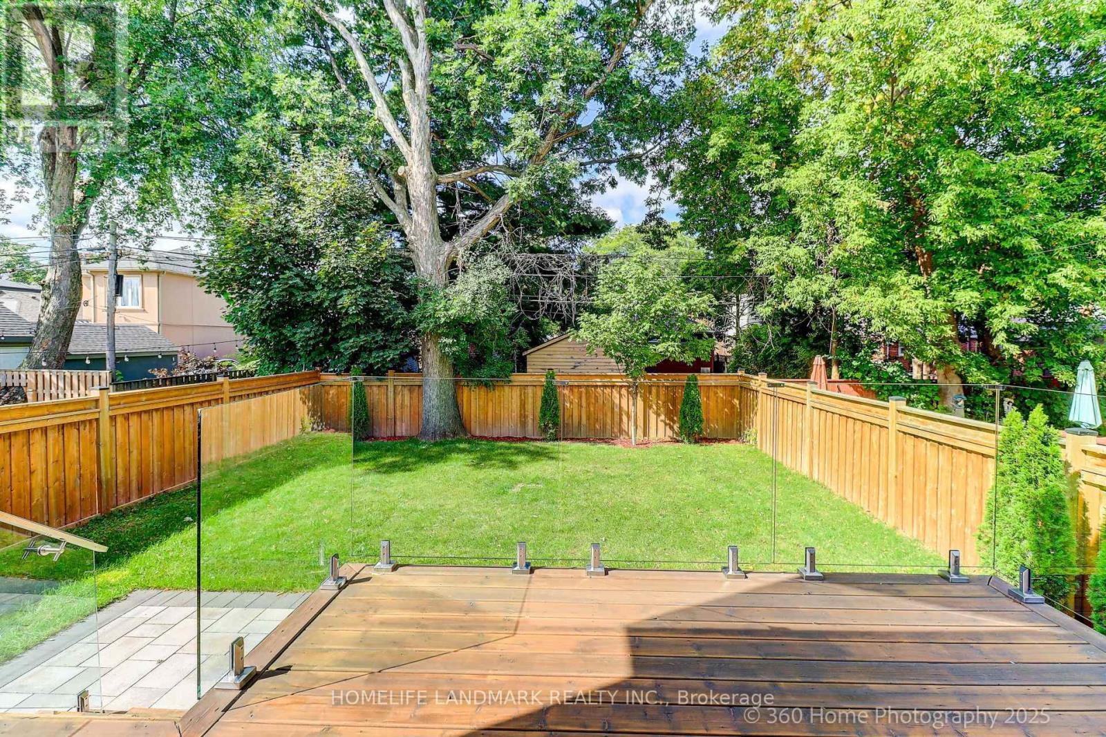 38 Norlong Boulevard, Toronto, Ontario  M4C 3W7 - Photo 37 - E12459357