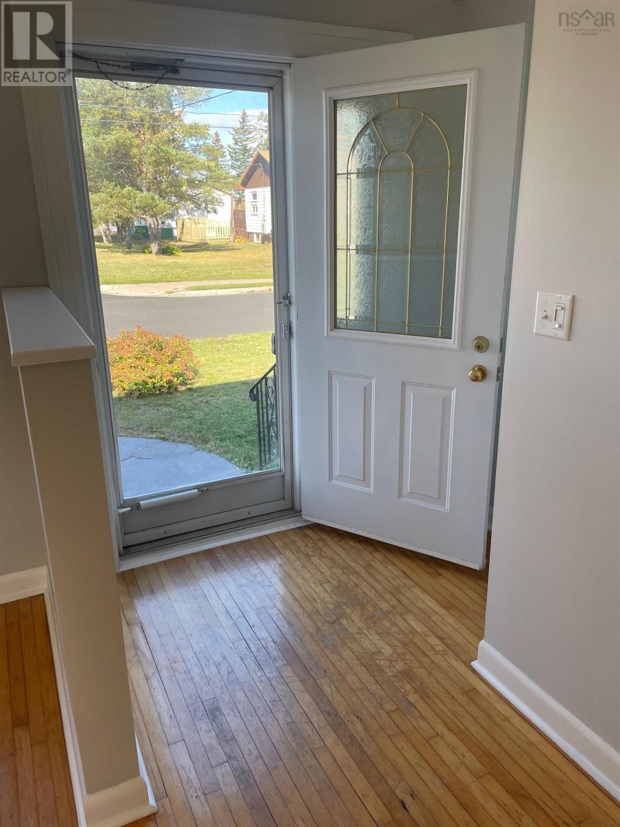 424 Birch Hill Drive, Sydney, Nova Scotia  B1P 3V9 - Photo 10 - 202525661