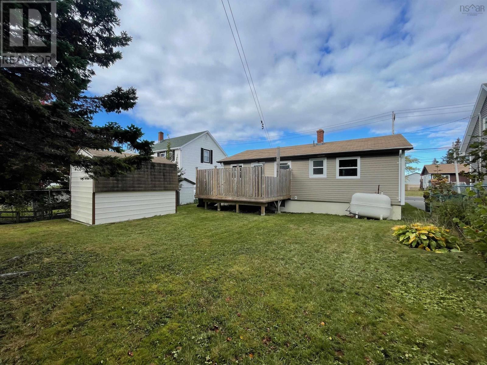 424 Birch Hill Drive, Sydney, Nova Scotia  B1P 3V9 - Photo 4 - 202525661