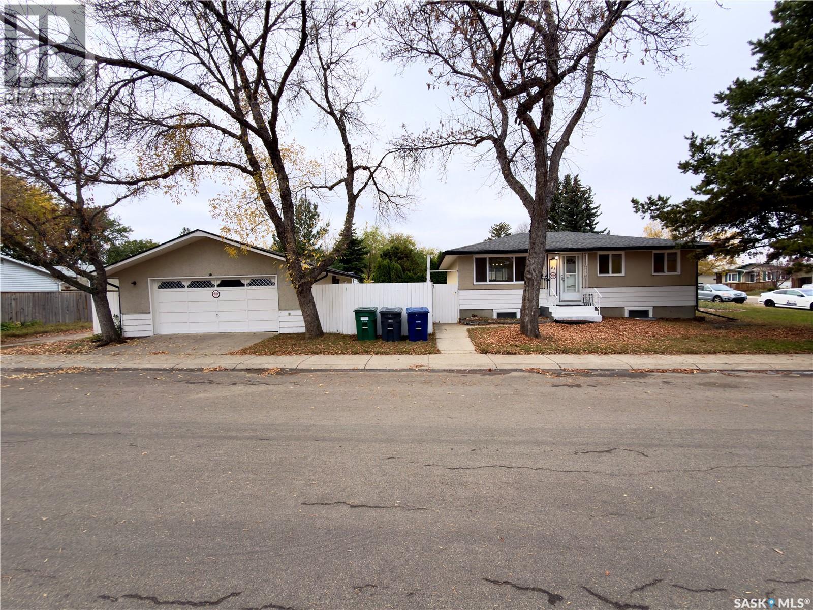 41 Cartier CRESCENT, Saskatoon, Saskatchewan