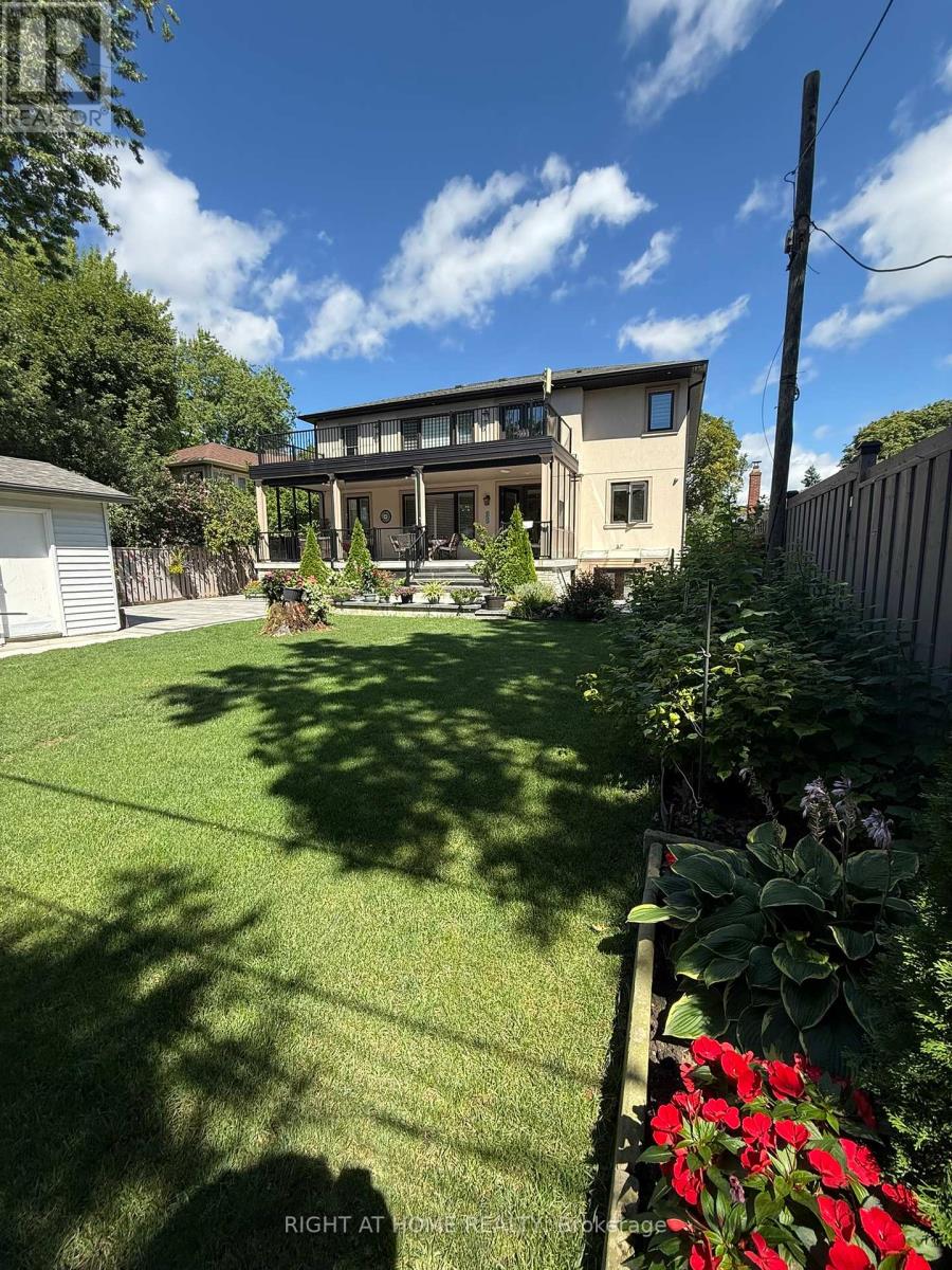 6 Burnelm Drive, Toronto, Ontario  M9B 4N3 - Photo 6 - W12459351