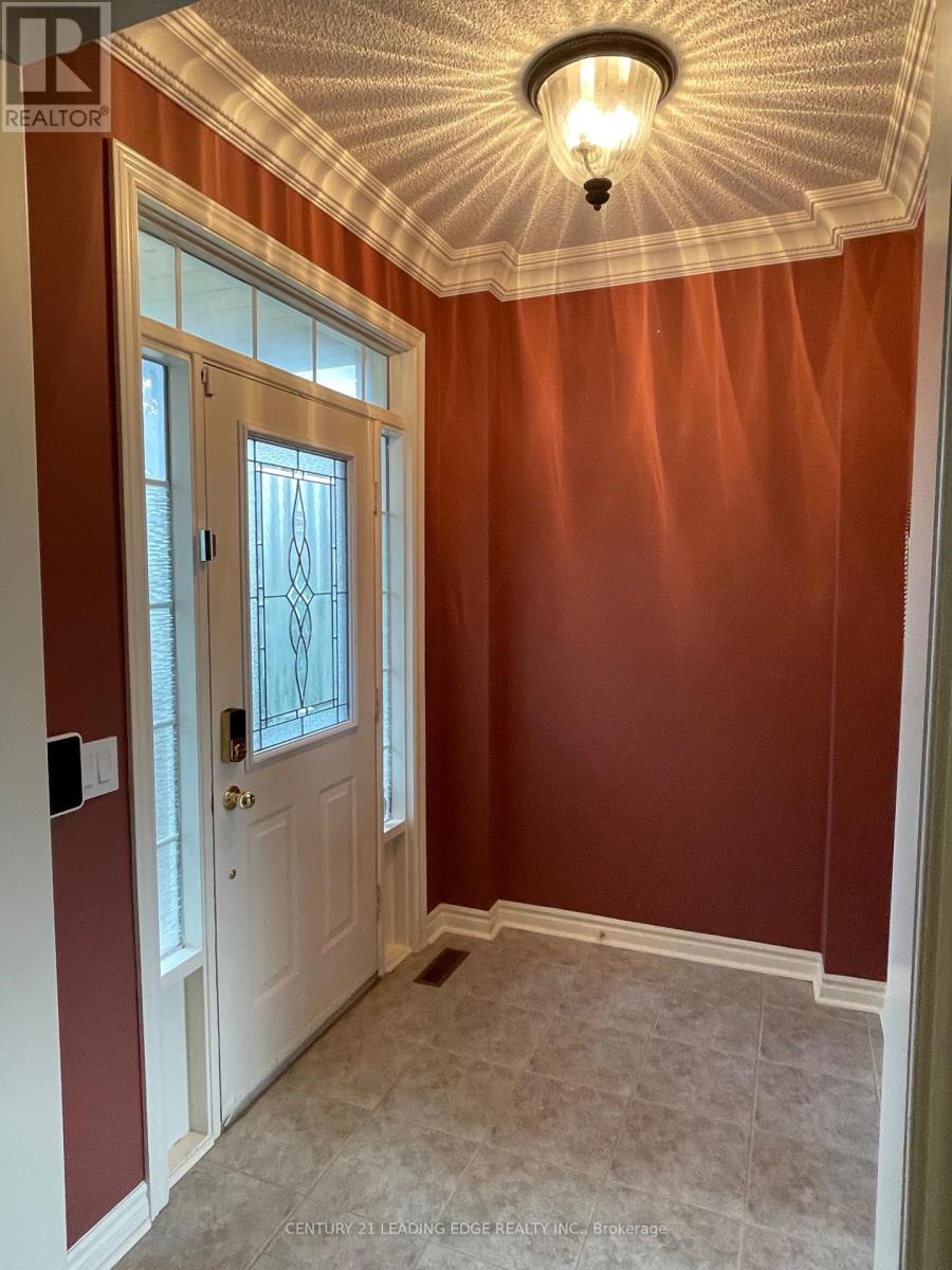 58 Manorwood Drive, Markham, Ontario  L6C 2S2 - Photo 25 - N12451678