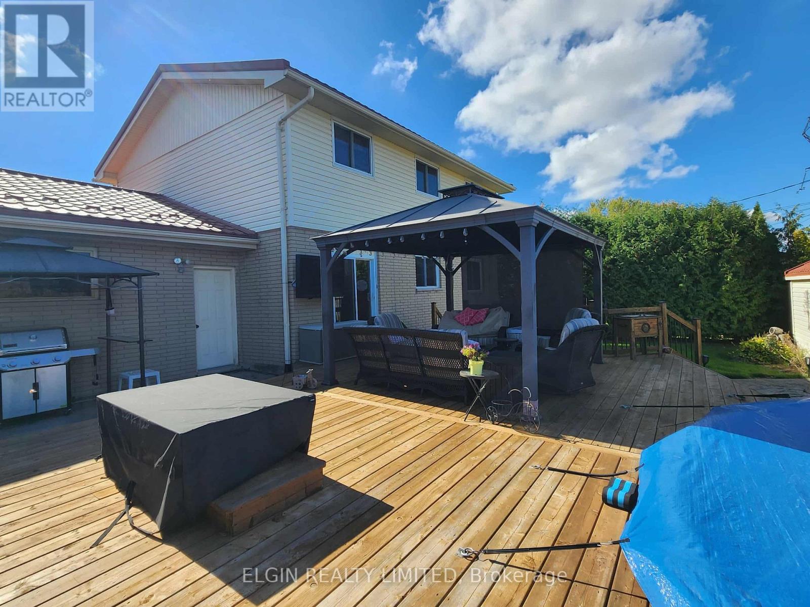 10201 Lynhurst Park Drive, Southwold, Ontario  N5P 2E5 - Photo 39 - X12394300