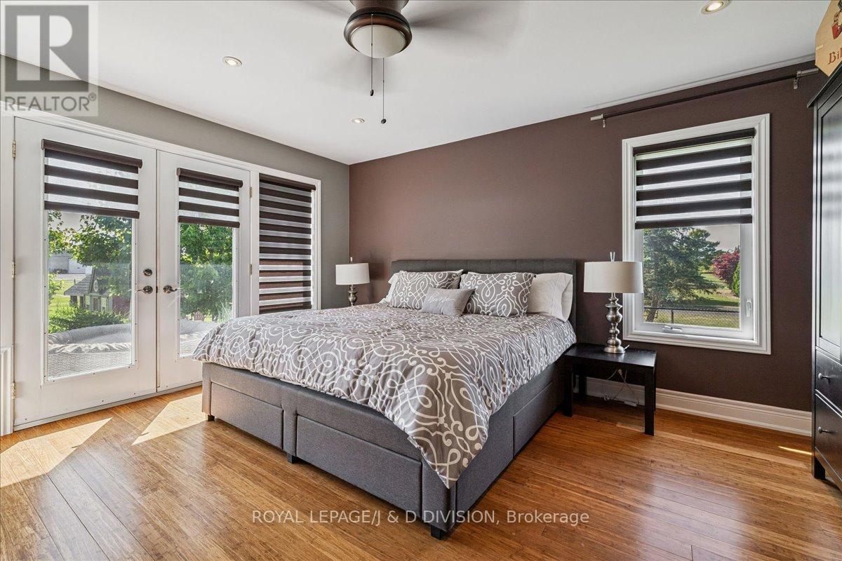 4402 Tremaine Road, Milton, Ontario  L9T 2Y1 - Photo 14 - W12364418