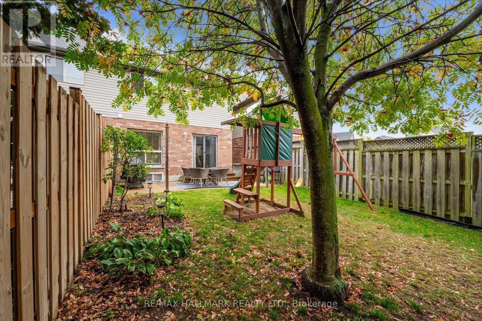 103 Northcliffe Crescent, Cambridge, Ontario  N3C 4M7 - Photo 29 - X12459361