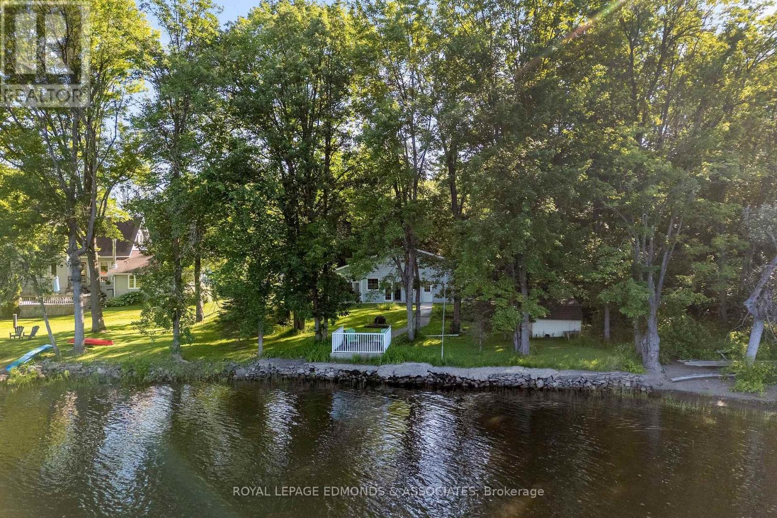 731 Francie Lane, Laurentian Valley, Ontario  K8A 6W2 - Photo 31 - X12459369