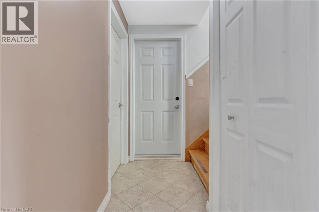 528 Havelock Drive, Waterloo, Ontario  N2L 4N7 - Photo 26 - 40776293