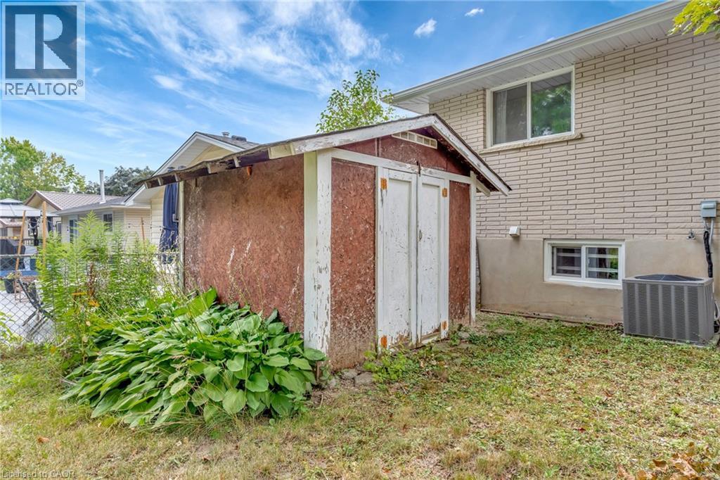 528 Havelock Drive, Waterloo, Ontario  N2L 4N7 - Photo 37 - 40776293