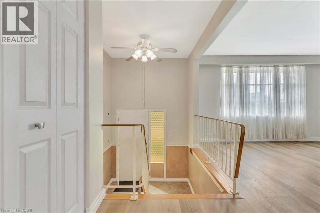 528 Havelock Drive, Waterloo, Ontario  N2L 4N7 - Photo 7 - 40776293