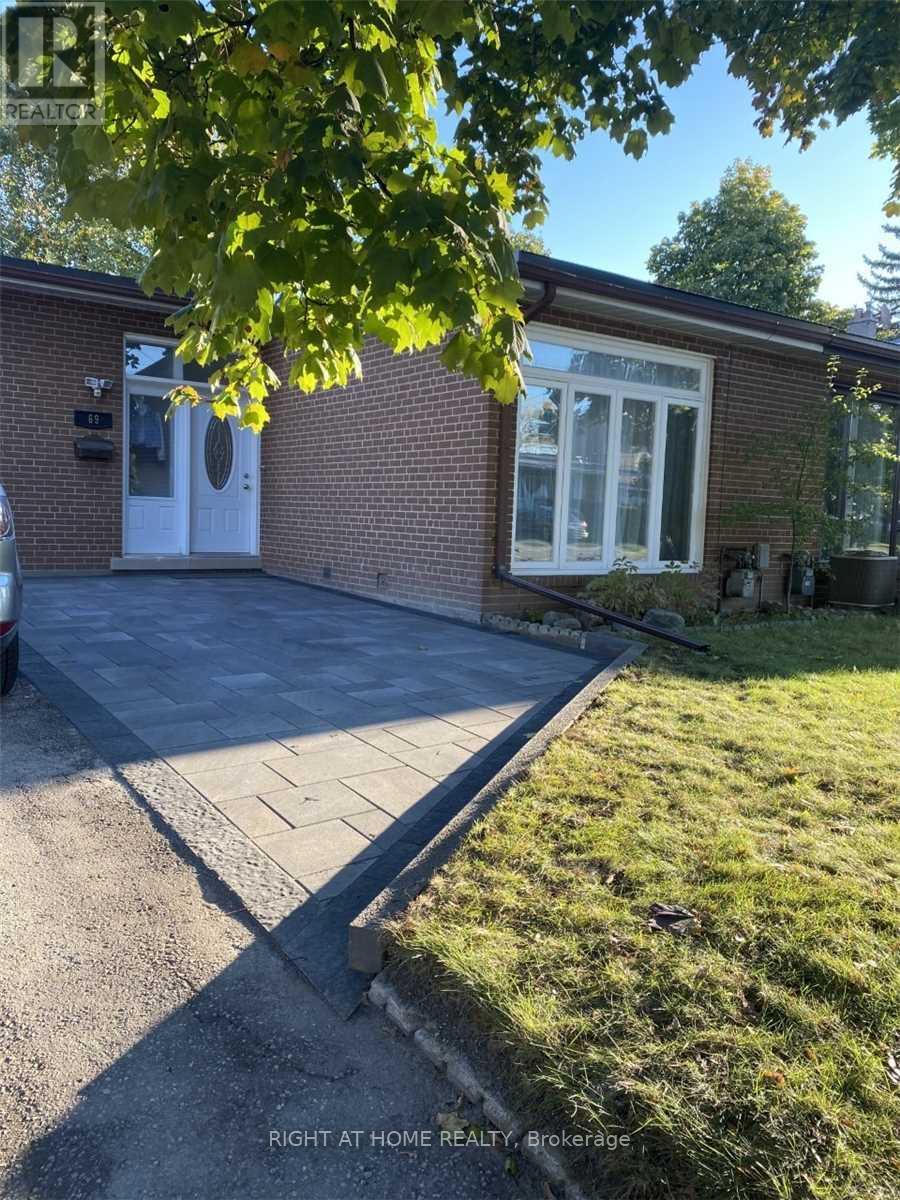 Upper - 69 Roywood Drive, Toronto, Ontario  M3A 2C9 - Photo 2 - C12459363