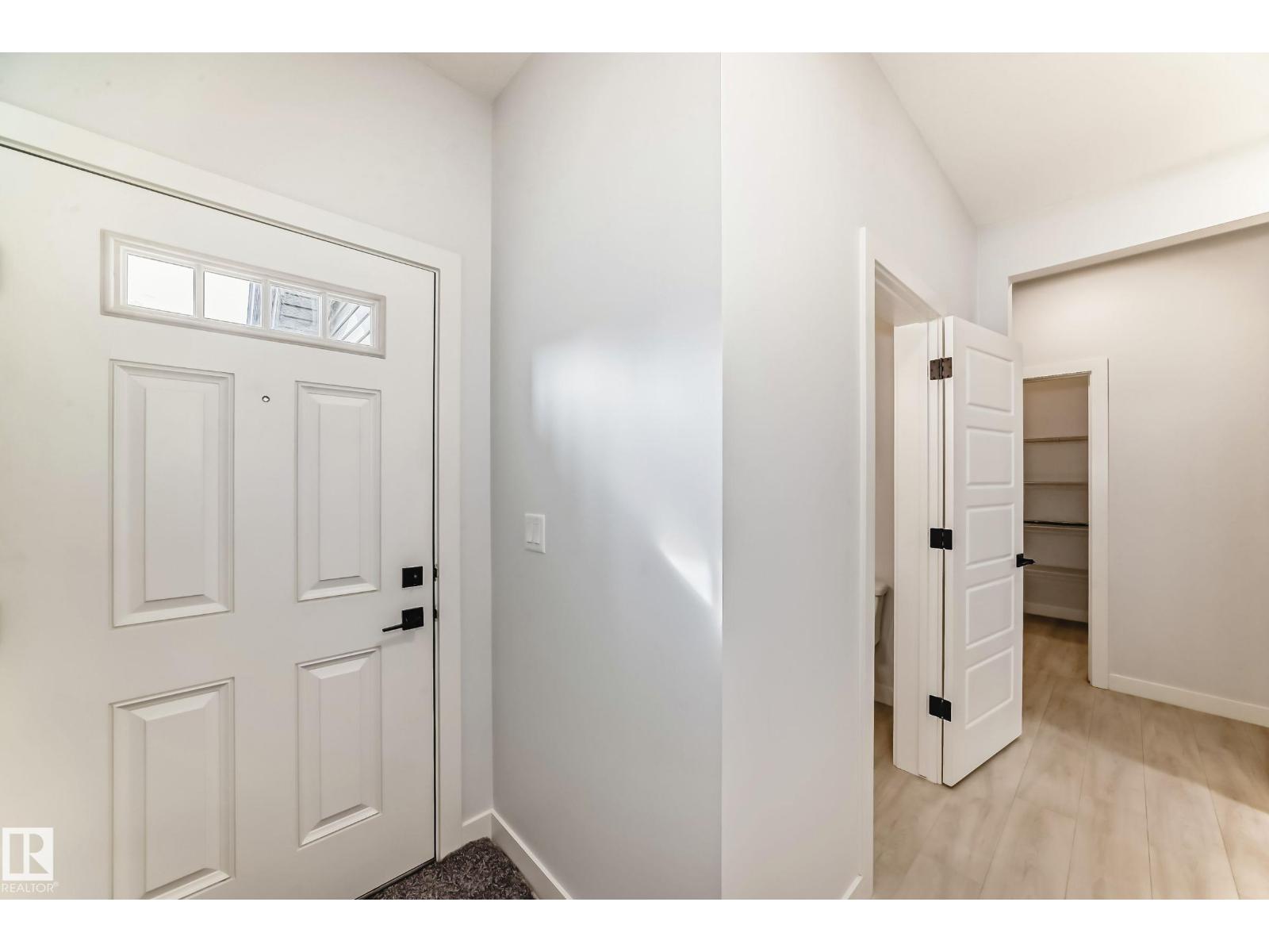 9411 Pear Cr Sw, Edmonton, Alberta  T6X 2Z4 - Photo 5 - E4461933
