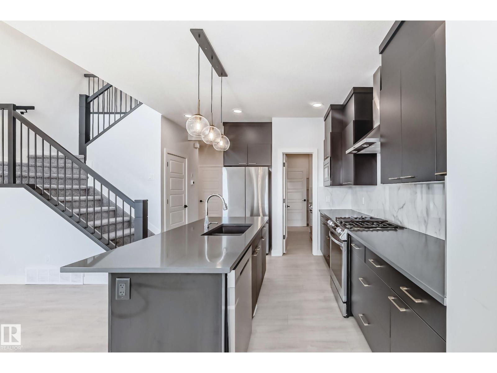 9411 Pear Cr Sw, Edmonton, Alberta  T6X 2Z4 - Photo 10 - E4461933