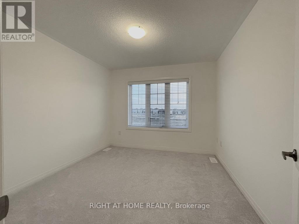 65 Kirkwood Way, Barrie, Ontario  L9J 0K7 - Photo 11 - S12459365