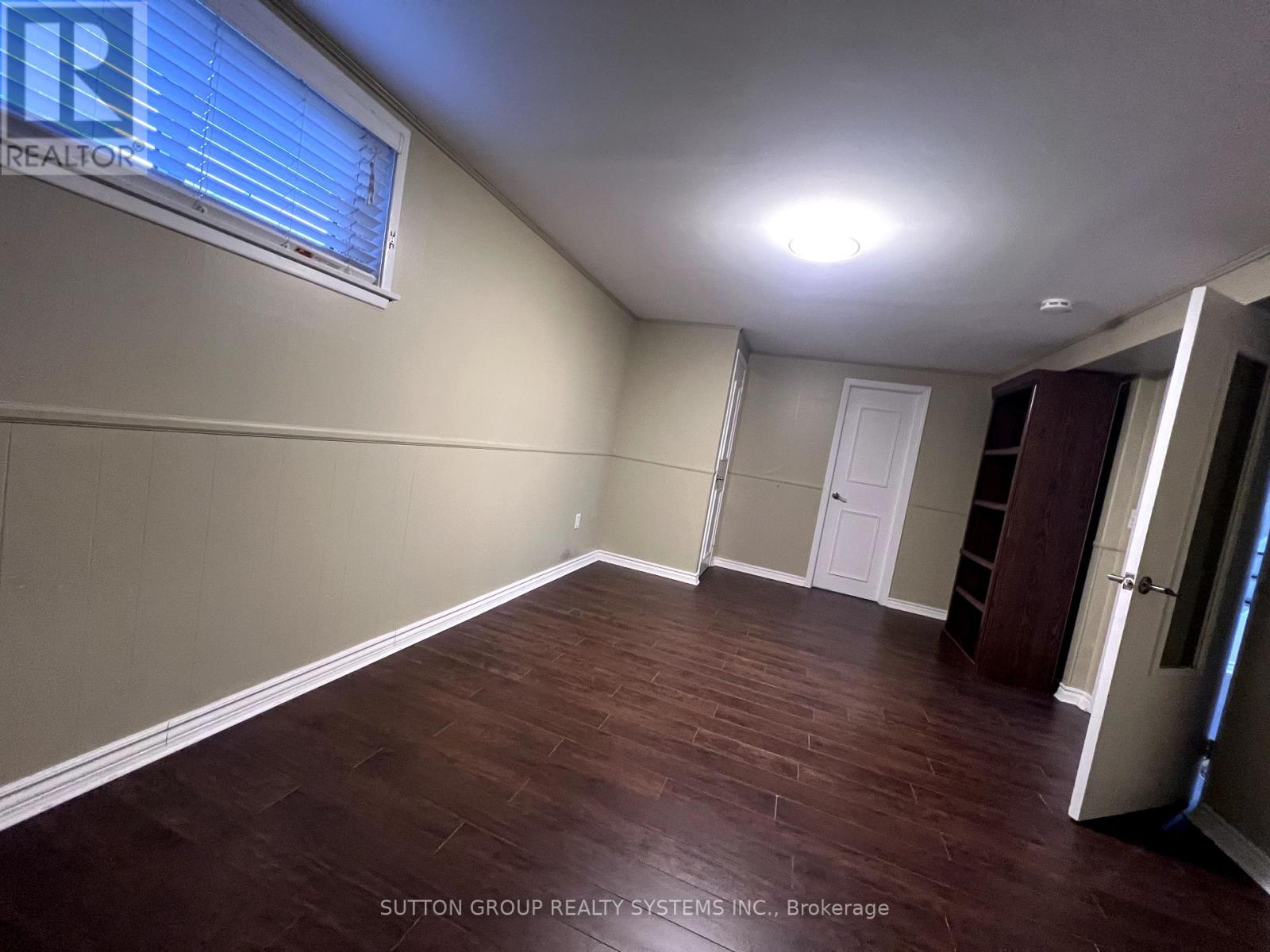 12 Wellesworth Drive, Toronto, Ontario  M9C 4P6 - Photo 3 - W12459372