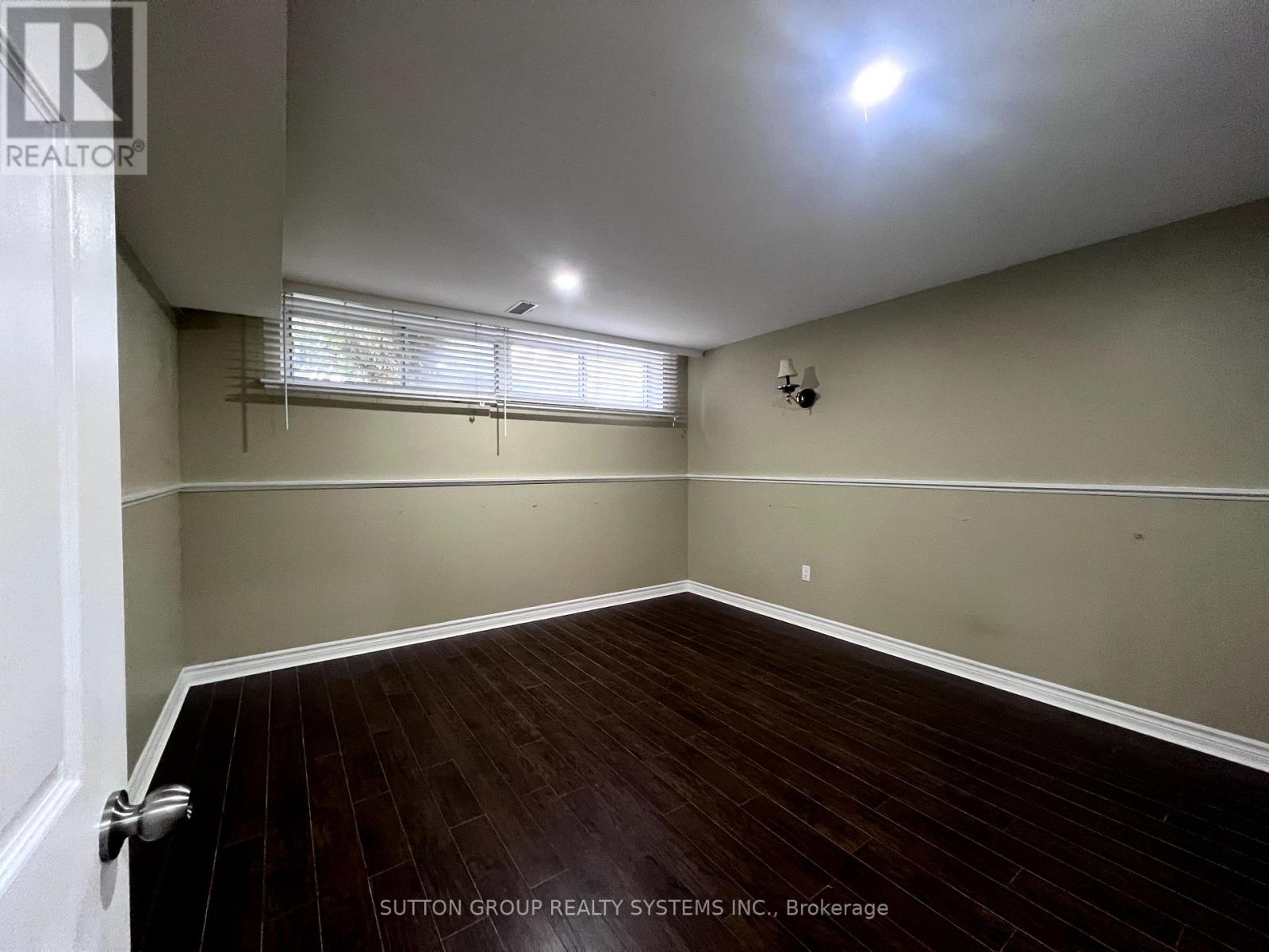 12 Wellesworth Drive, Toronto, Ontario  M9C 4P6 - Photo 5 - W12459372