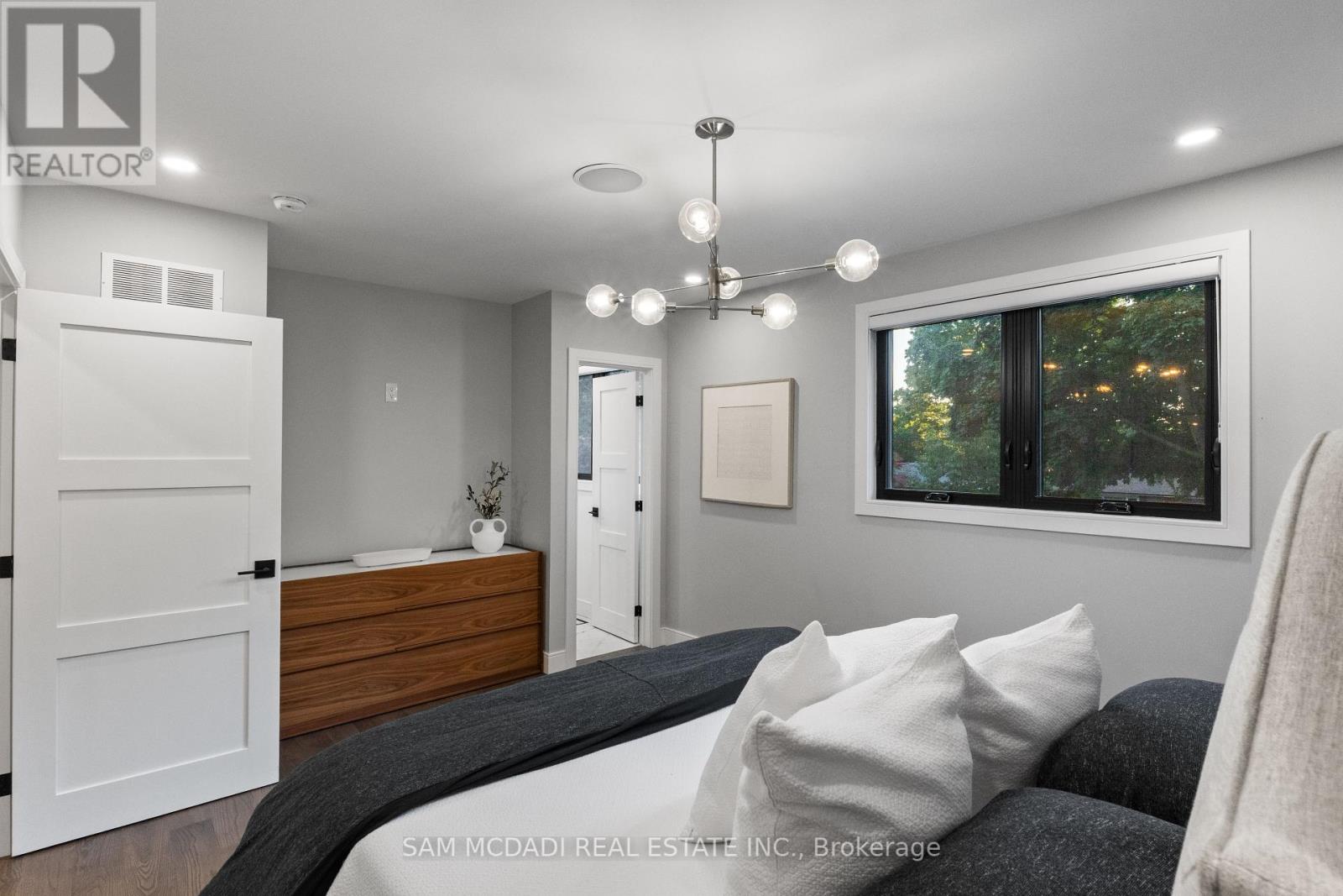 1375 Everall Road, Mississauga, Ontario  L5J 3L6 - Photo 28 - W12459373