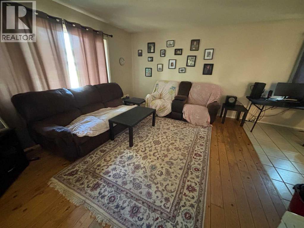 Property at 9601 79 Avenue image 5