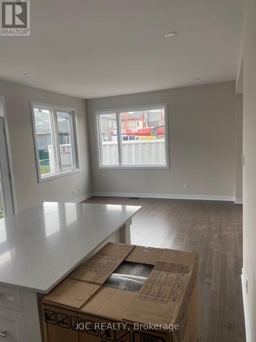 139 Ryan Reynolds Way, Ottawa, Ontario  K4A 5T4 - Photo 12 - X12459362