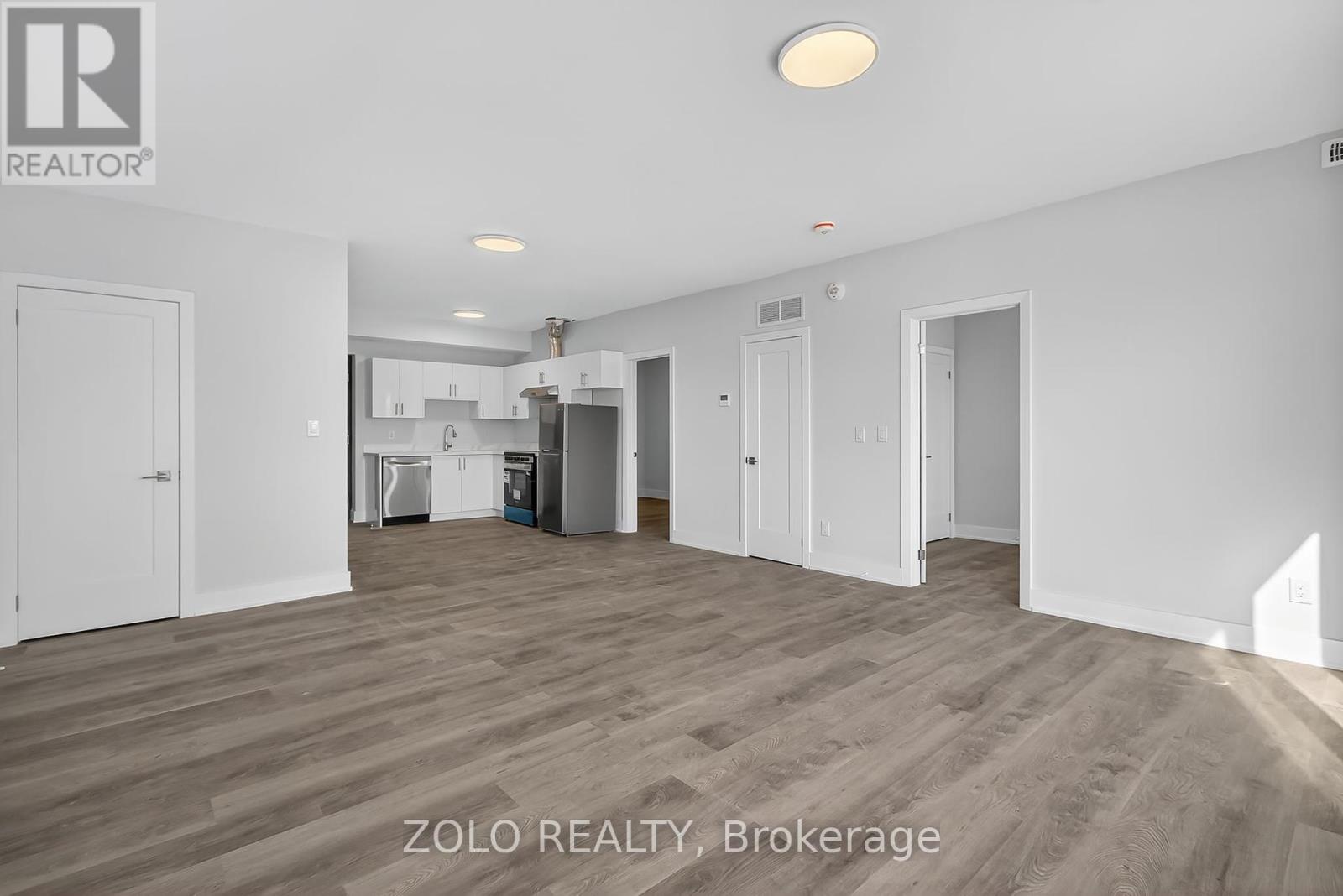 Unit # 6 - 206 Wellington Street, Chatham-Kent, Ontario  N8A 2X9 - Photo 6 - X12459366