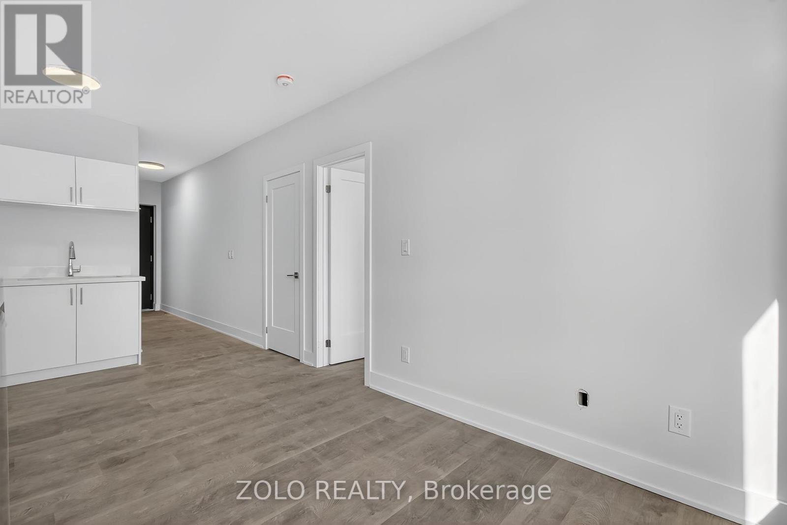 Unit # 7 - 206 Wellington Street, Chatham-Kent, Ontario  N8A 2X9 - Photo 5 - X12459374