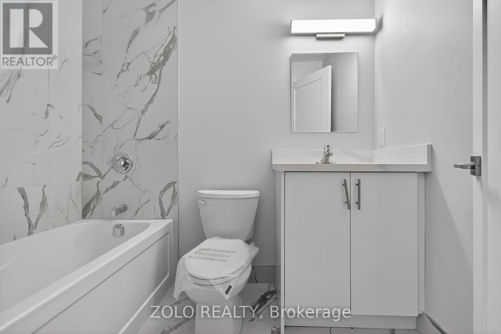 Unit # 7 - 206 Wellington Street, Chatham-Kent, Ontario  N8A 2X9 - Photo 8 - X12459374