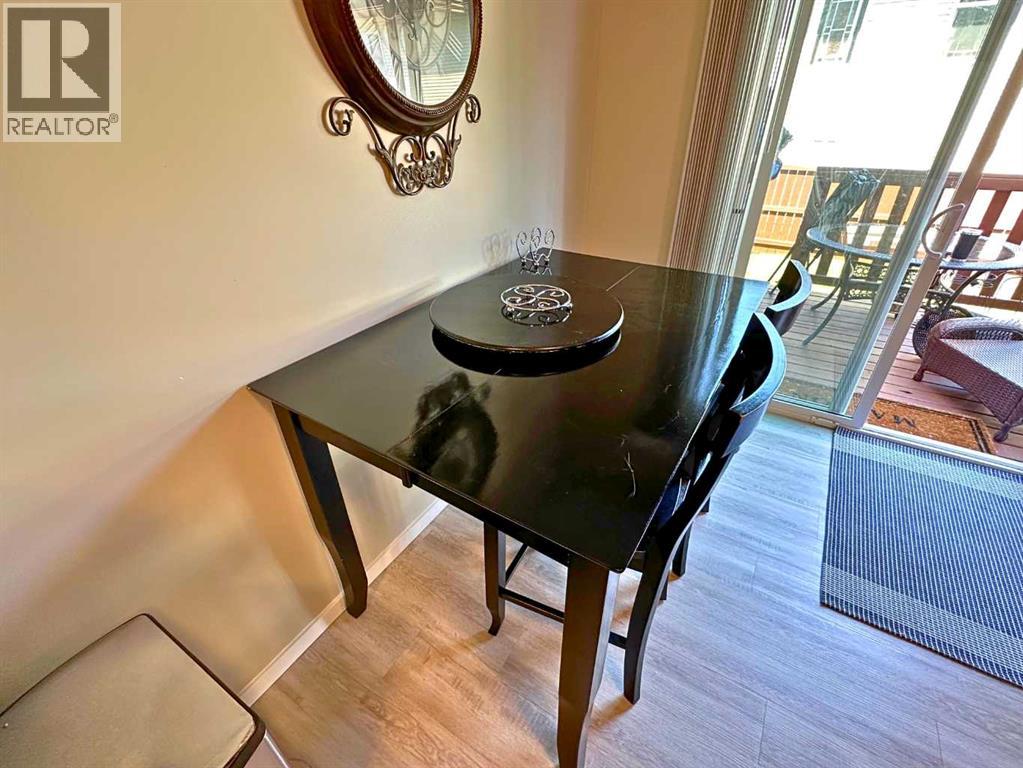 1004 Minto Street, Penhold, Alberta  T0M 1R0 - Photo 5 - A2259288