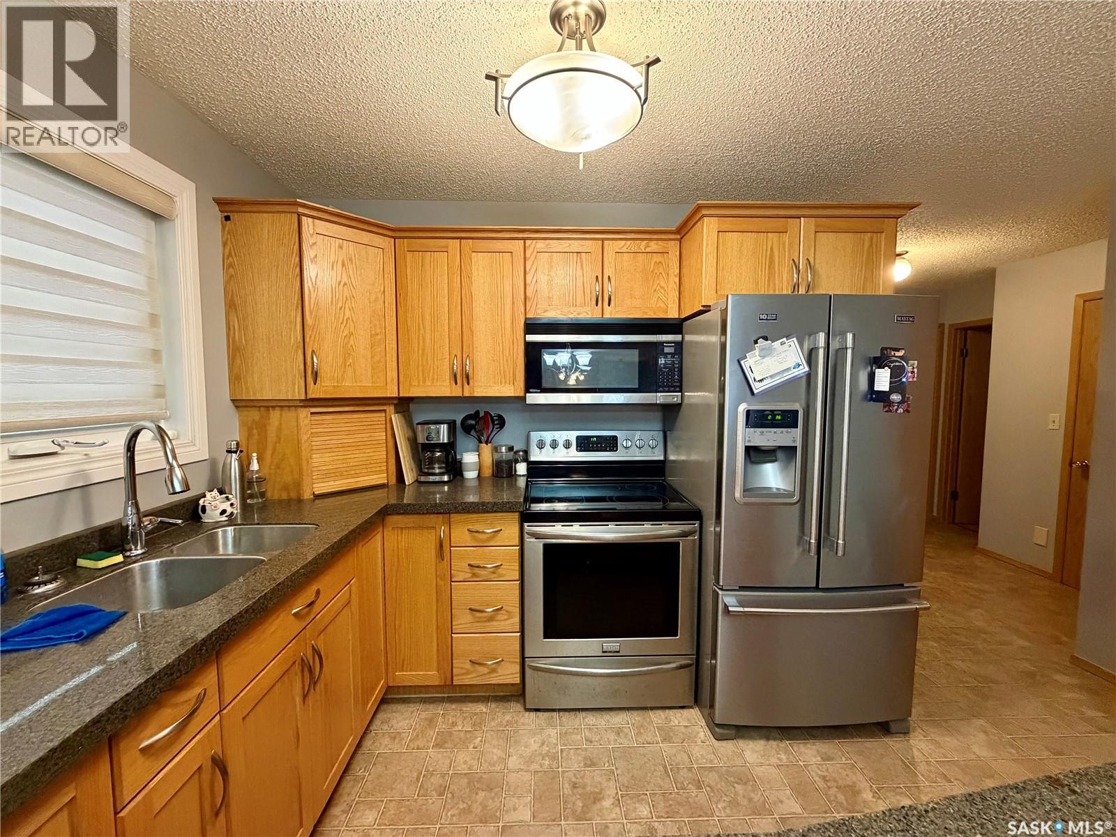 222 Angus Street, Regina, Saskatchewan  S4R 3K9 - Photo 8 - SK020663