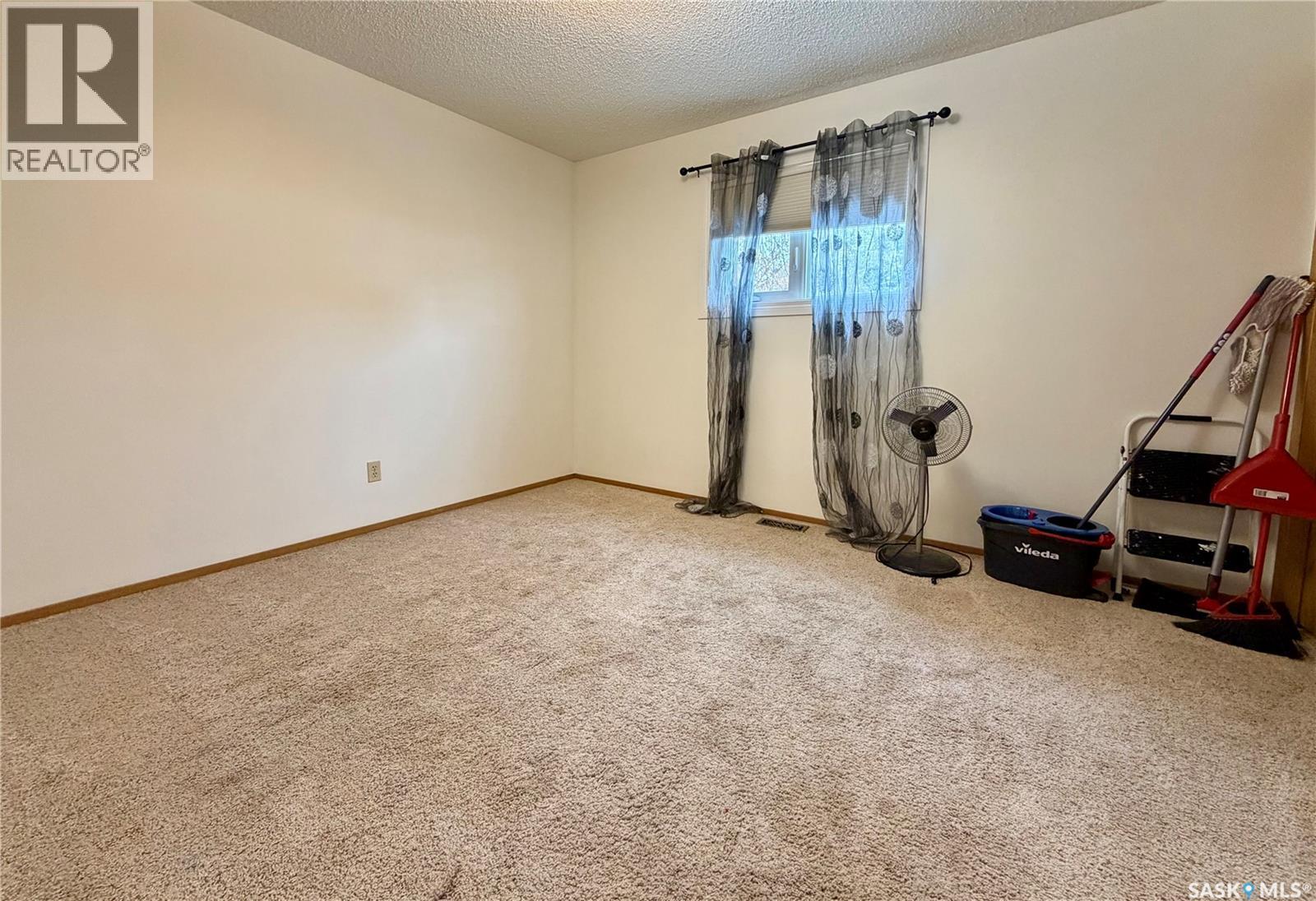 222 Angus Street, Regina, Saskatchewan  S4R 3K9 - Photo 11 - SK020663