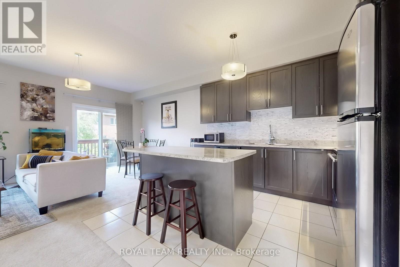 12 Luisa Street, Bradford West Gwillimbury, Ontario  L3Z 0P2 - Photo 11 - N12459379