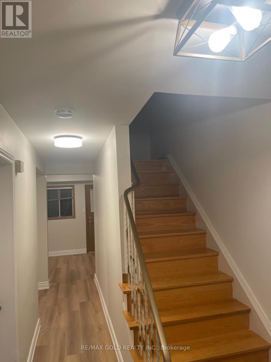 39 Magnolia Avenue, Toronto, Ontario  M1K 3K3 - Photo 13 - E12456243