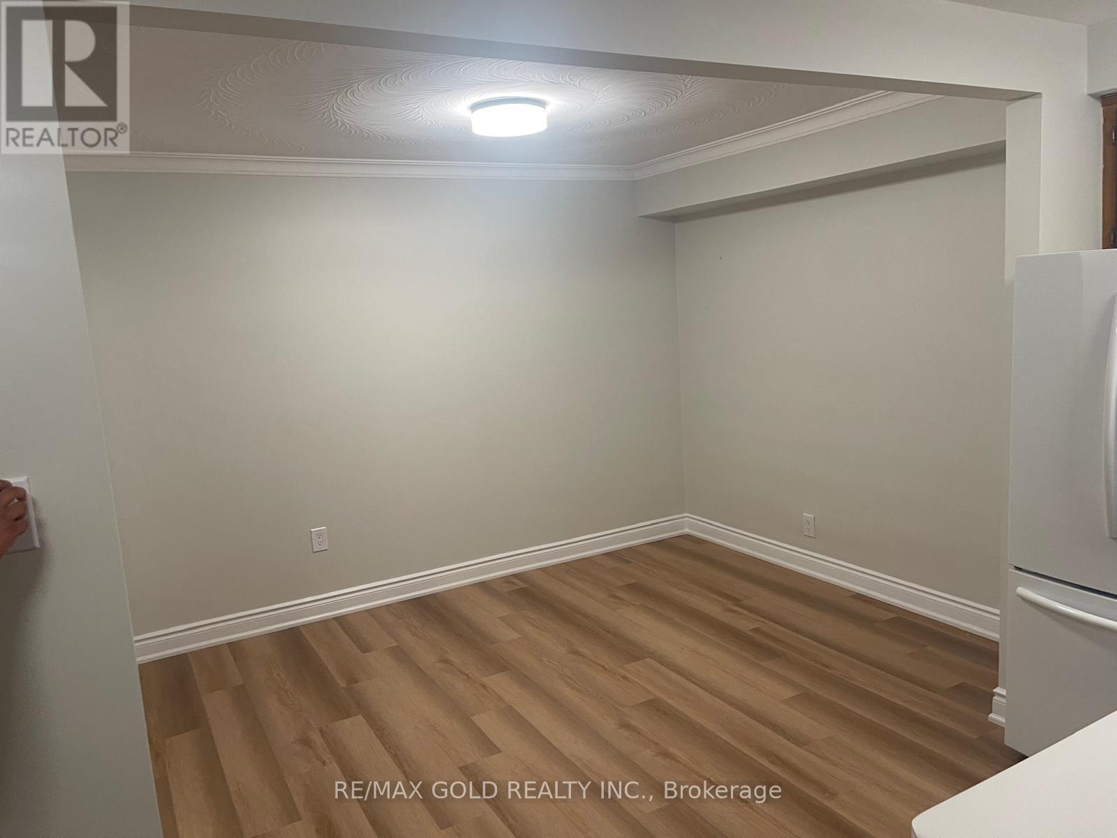 39 Magnolia Avenue, Toronto, Ontario  M1K 3K3 - Photo 15 - E12456243