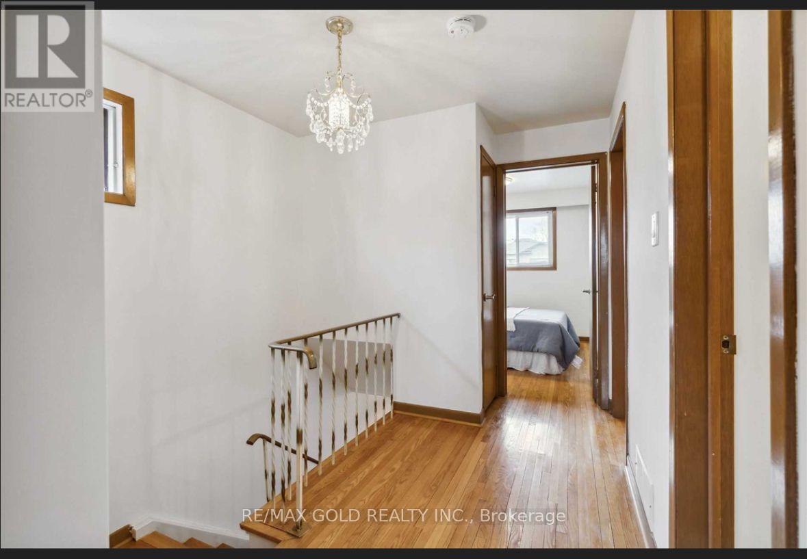 39 Magnolia Avenue, Toronto, Ontario  M1K 3K3 - Photo 9 - E12456243