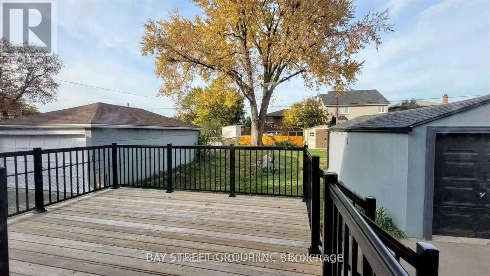 168 REGENT ROAD, Toronto, Ontario