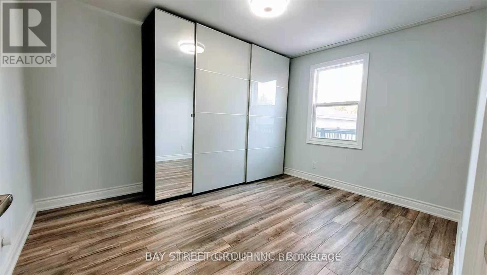 168 Regent Road, Toronto, Ontario  M3K 1H7 - Photo 14 - W12459375