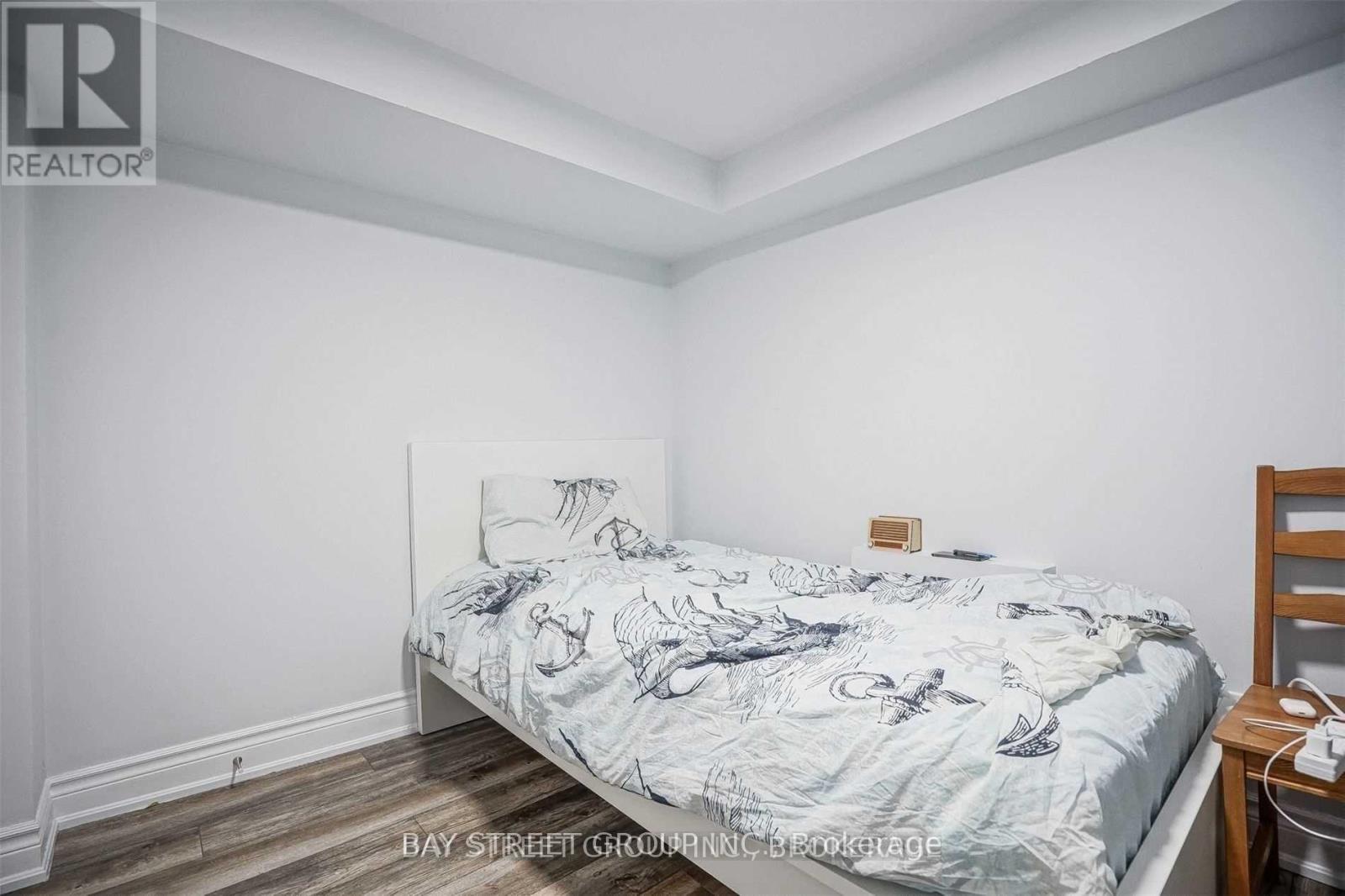 168 Regent Road, Toronto, Ontario  M3K 1H7 - Photo 22 - W12459375