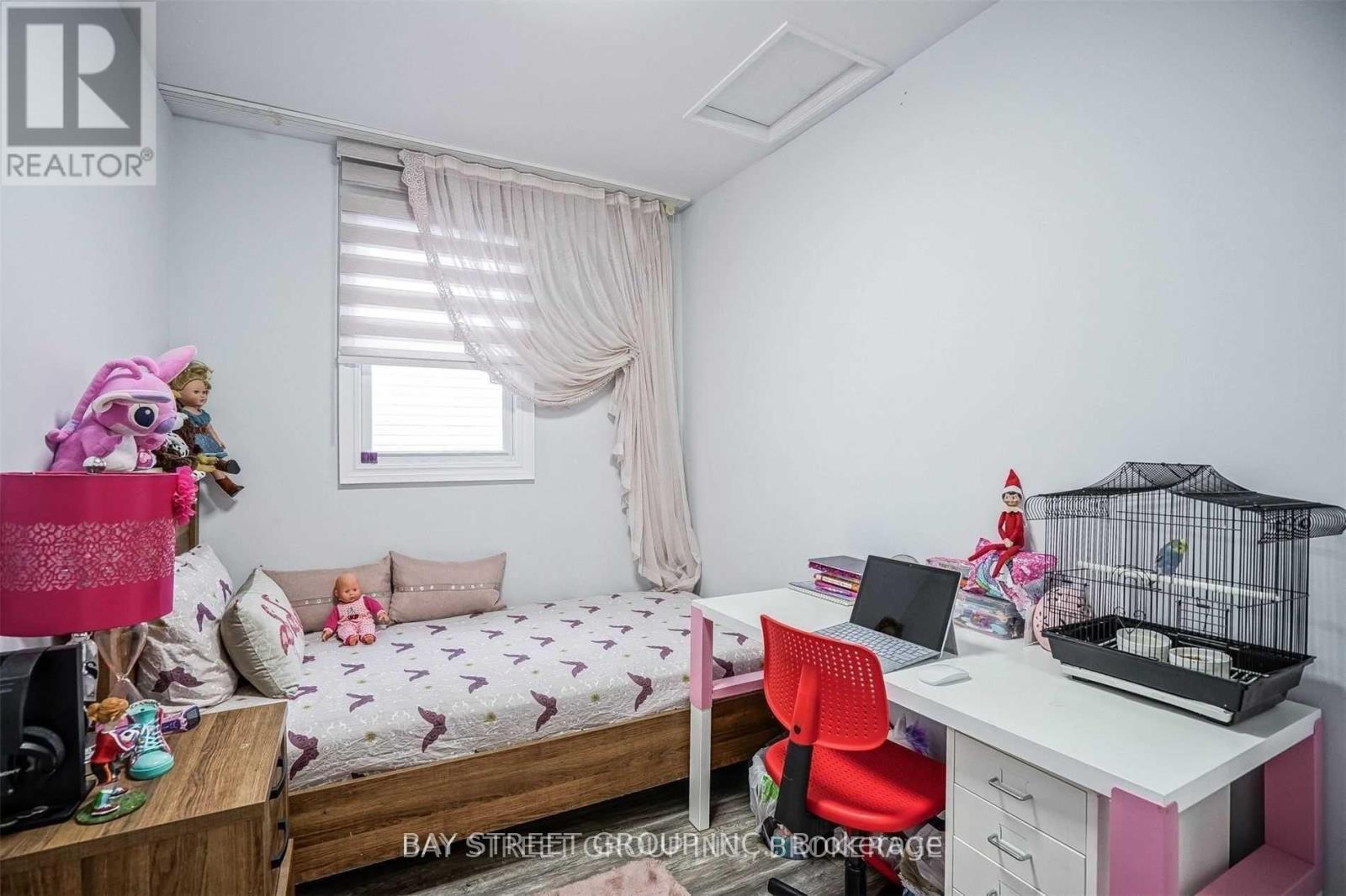 168 Regent Road, Toronto, Ontario  M3K 1H7 - Photo 23 - W12459375