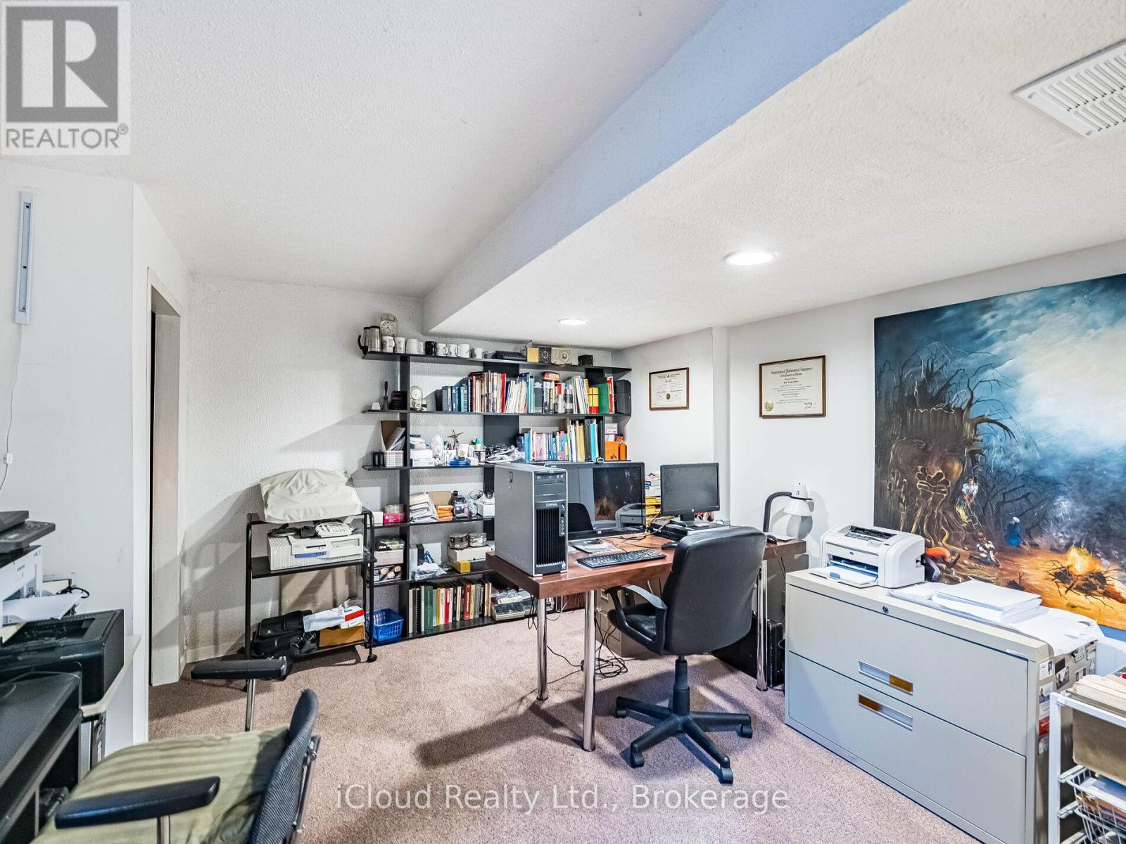 1529 Ballyclare Drive, Mississauga, Ontario  L5C 1J4 - Photo 45 - W12459378
