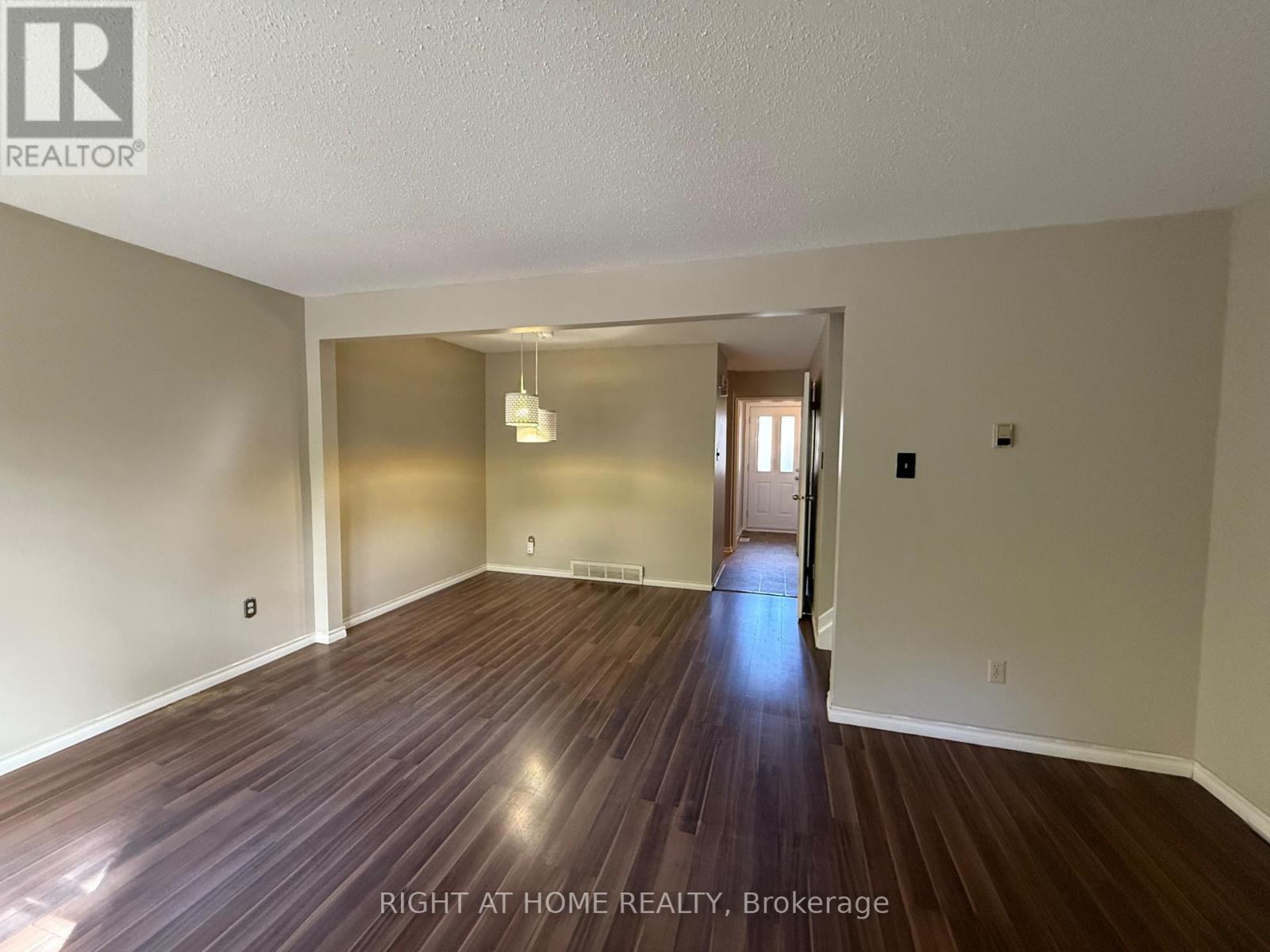 3110 Quail Drive, Ottawa, Ontario  K1T 1V1 - Photo 8 - X12304040