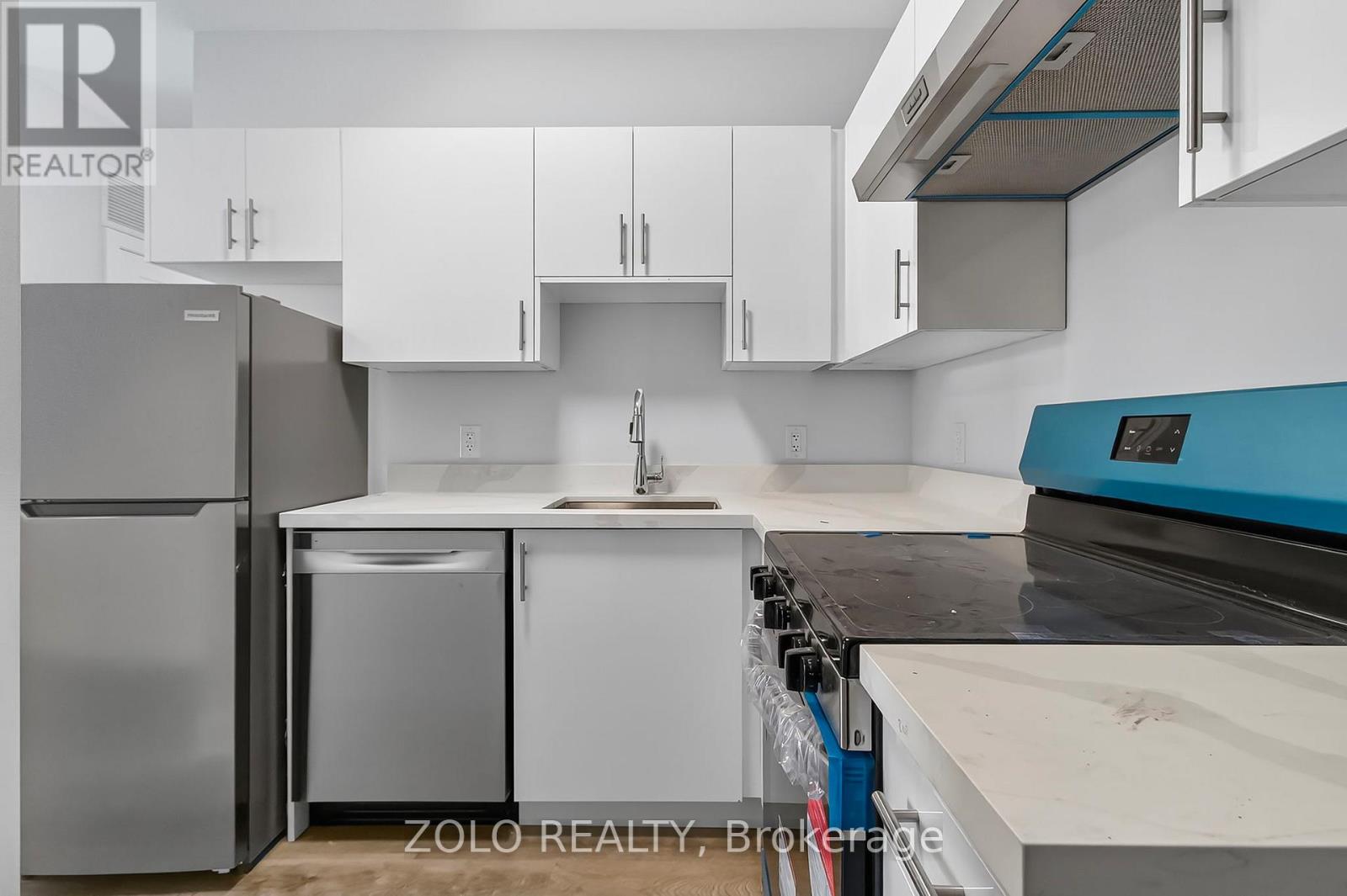 Unit # 8 - 206 Wellington Street, Chatham-Kent, Ontario  N8A 2X9 - Photo 5 - X12459381