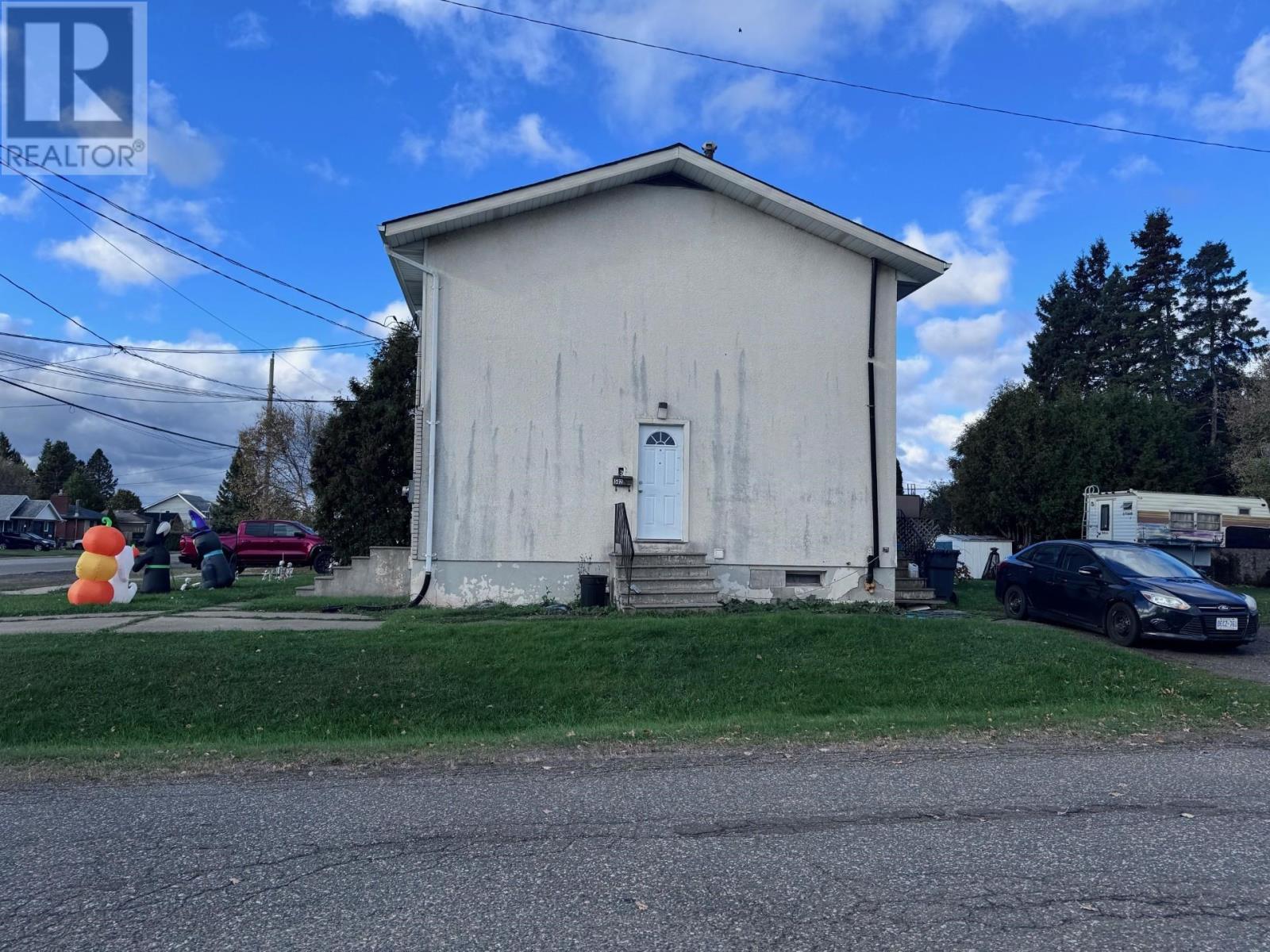 502 Strand Ave, Thunder Bay, Ontario  P7B 5B1 - Photo 13 - TB251907