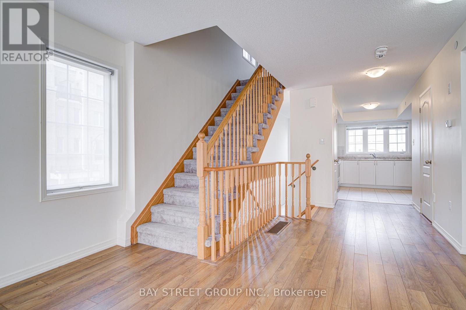 2653 Eaglesham Path, Oshawa, Ontario  L1L 0M7 - Photo 16 - E12459146