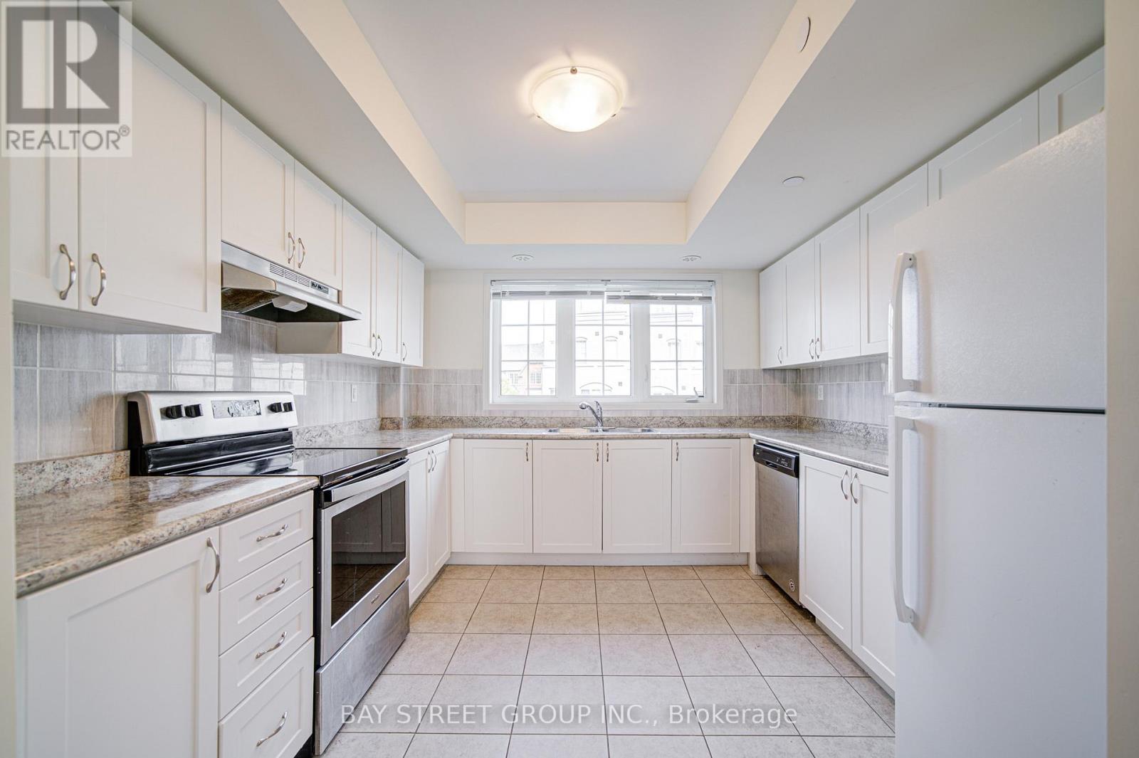 2653 Eaglesham Path, Oshawa, Ontario  L1L 0M7 - Photo 17 - E12459146