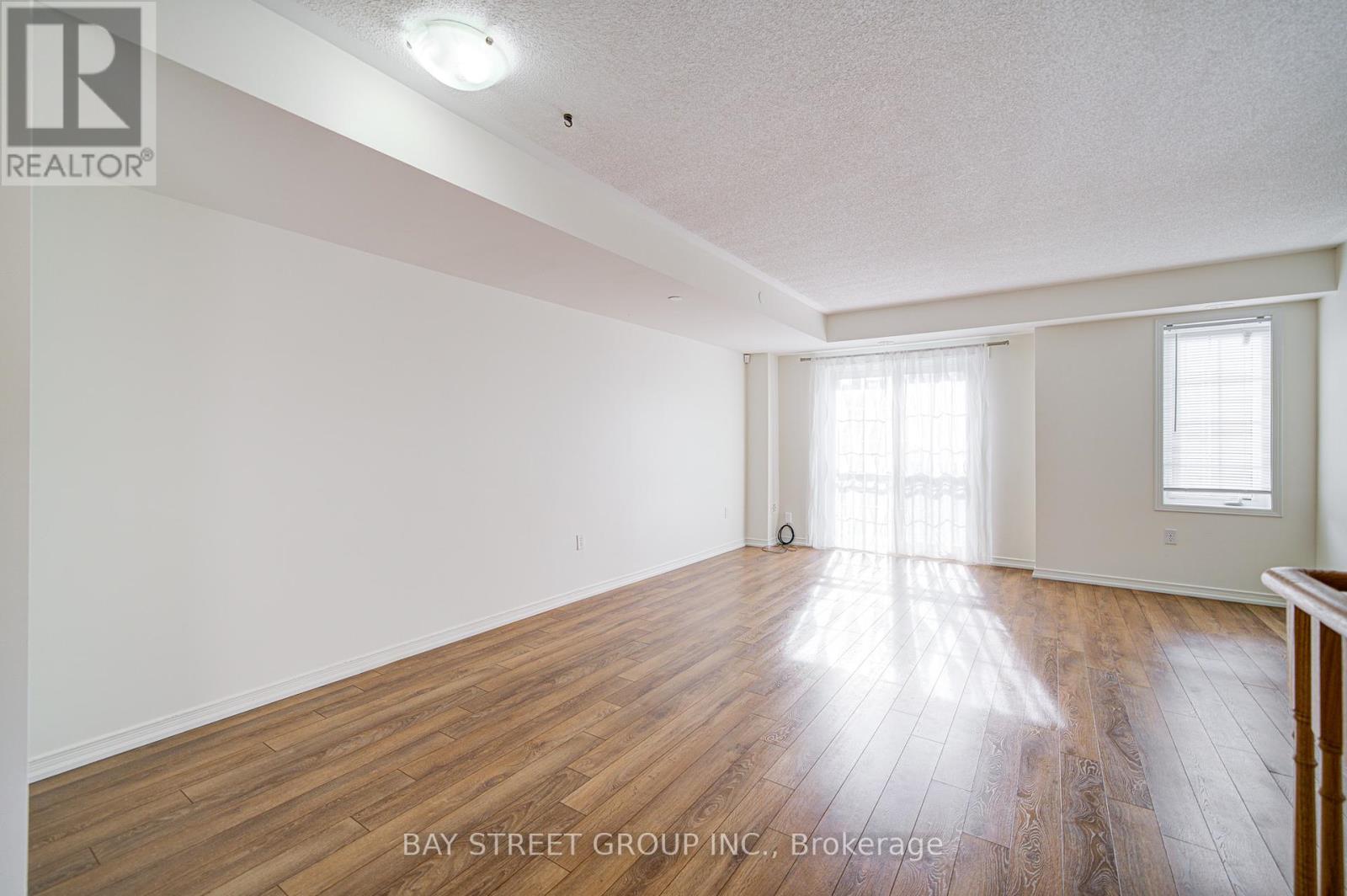 2653 Eaglesham Path, Oshawa, Ontario  L1L 0M7 - Photo 10 - E12459146