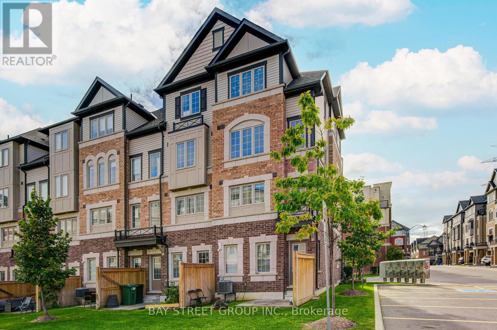 2653 Eaglesham Path, Oshawa, Ontario  L1L 0M7 - Photo 3 - E12459146