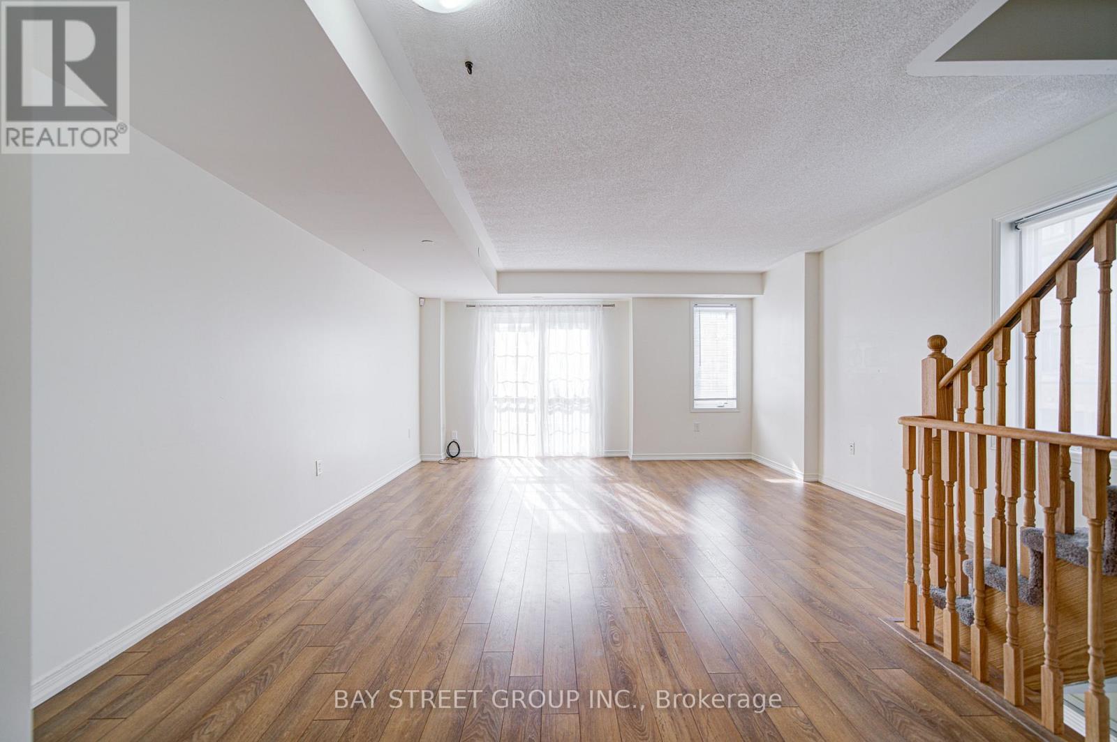 2653 Eaglesham Path, Oshawa, Ontario  L1L 0M7 - Photo 11 - E12459146