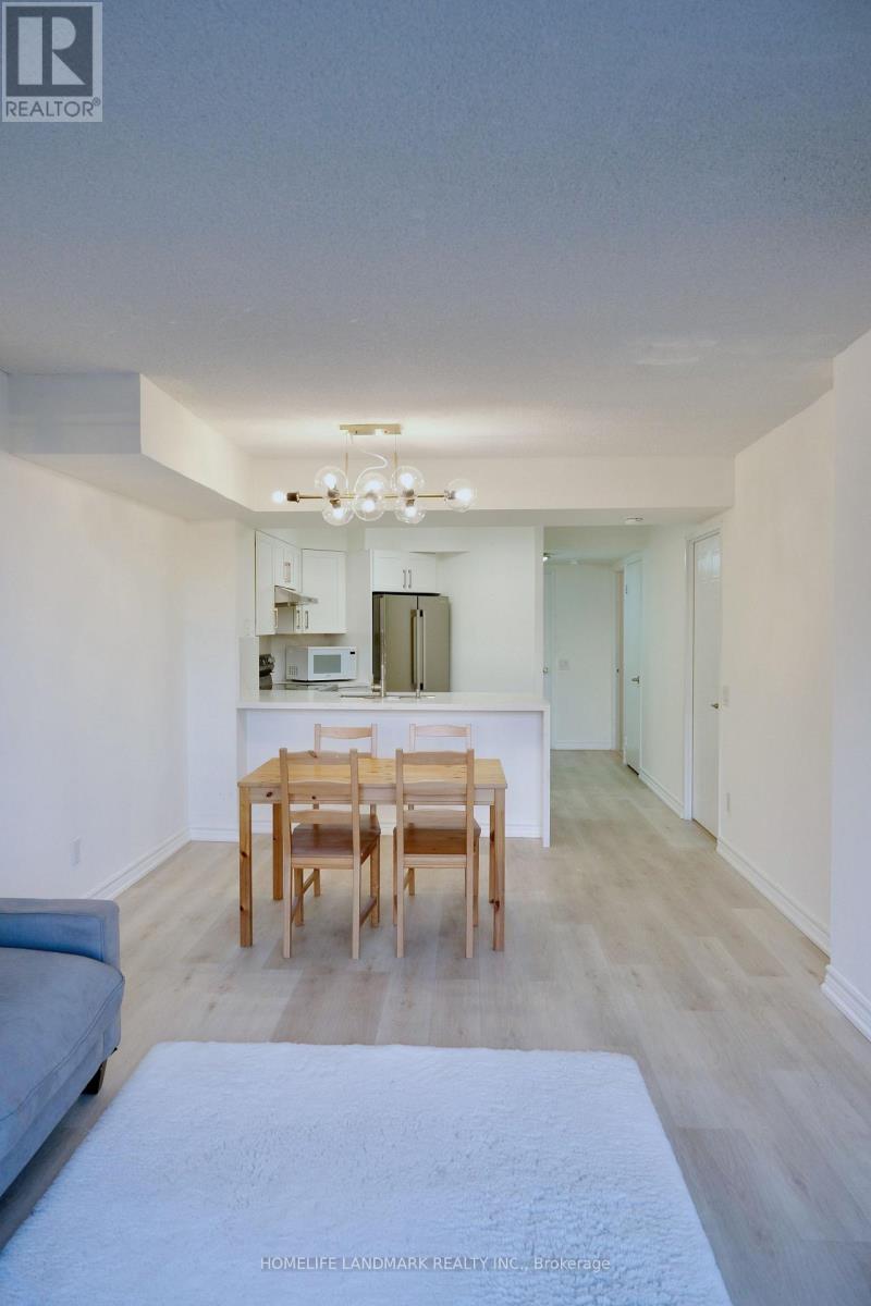 2205 - 750 Bay Street, Toronto, Ontario  M5G 1N6 - Photo 3 - C12459350