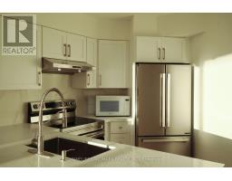 2205 - 750 BAY STREET, Toronto, Ontario