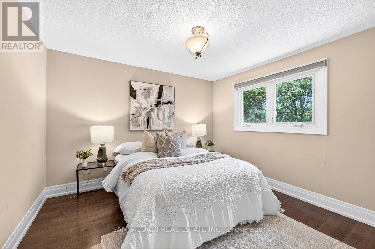 1779 Fifeshire Court, Mississauga, Ontario  L5L 2T3 - Photo 20 - W12459387