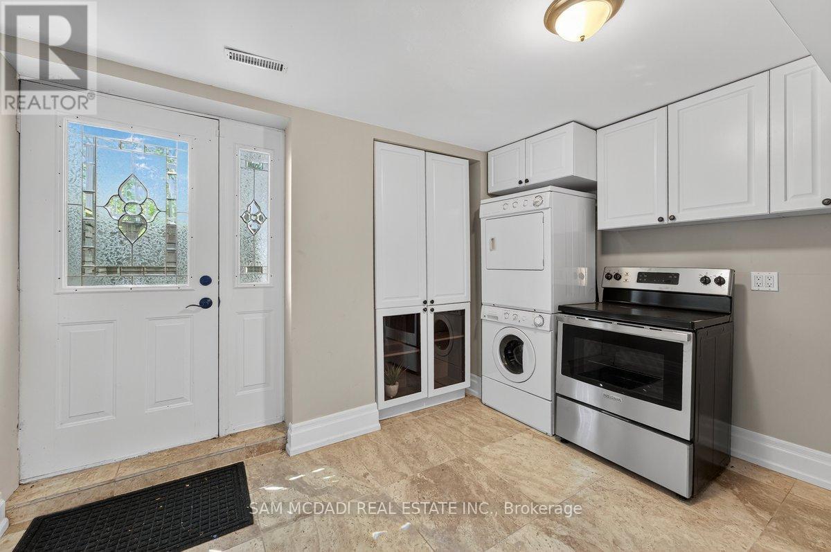1779 Fifeshire Court, Mississauga, Ontario  L5L 2T3 - Photo 32 - W12459387